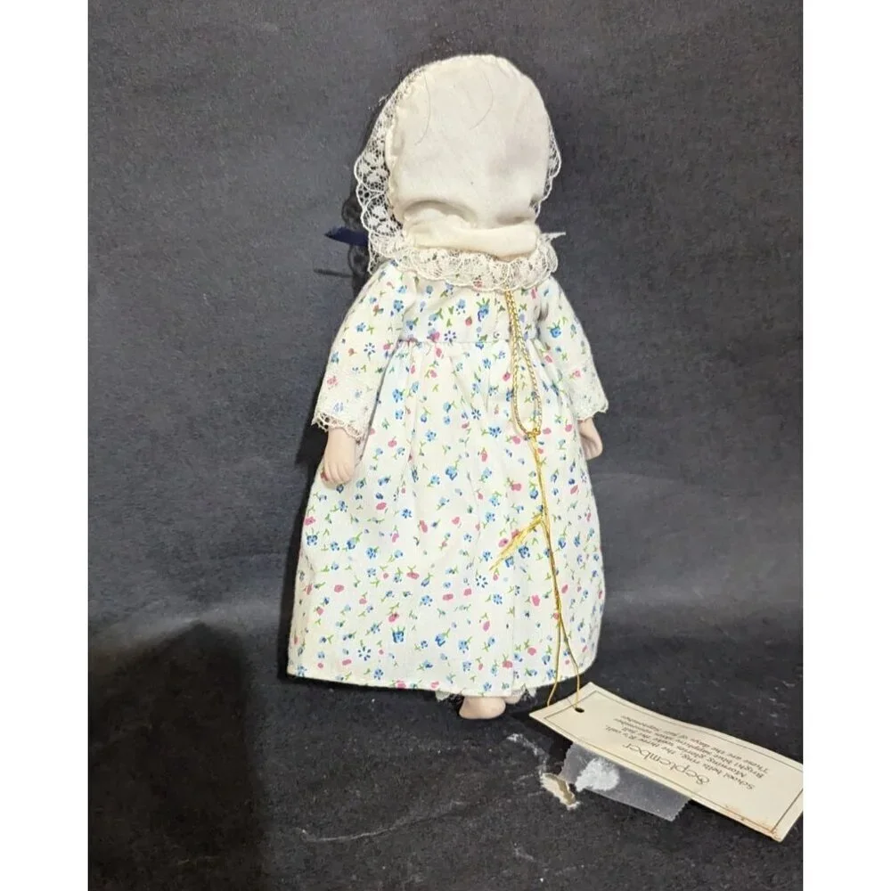 Gorham Doll of the Month September Porcelain Vintage Floral Dress Lace Bonnet 8